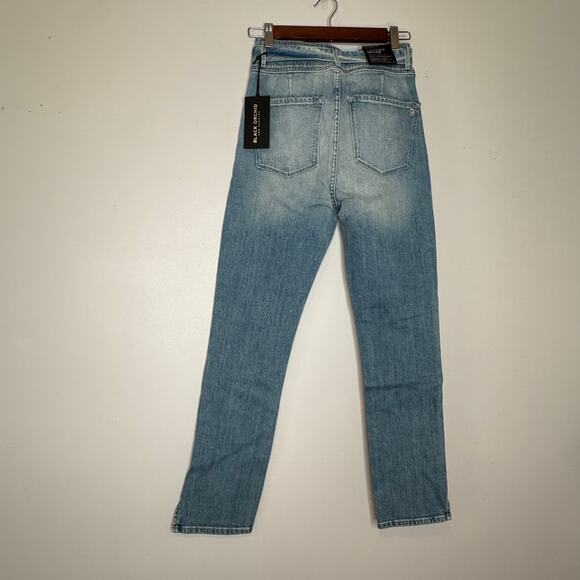 Black Orchid Jordan Belted Straight Leg Jeans Blue Denim NWT Women 26 - Picture 5 of 8